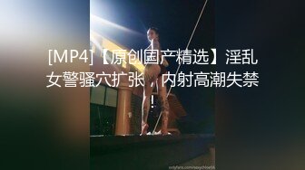 3.帮女儿练习舞蹈动作